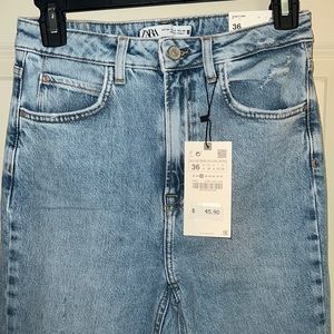 Slim Flare Slitted High Rise Zara Jeans.Size USA 4 EUR 36. mid-blue brand new